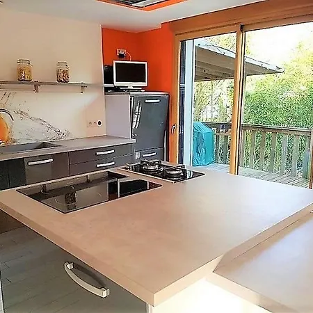 - Magnifique Maison Neuve - Piscine - Jacuzzi - Acces Wifi Вилла Ле-Мат