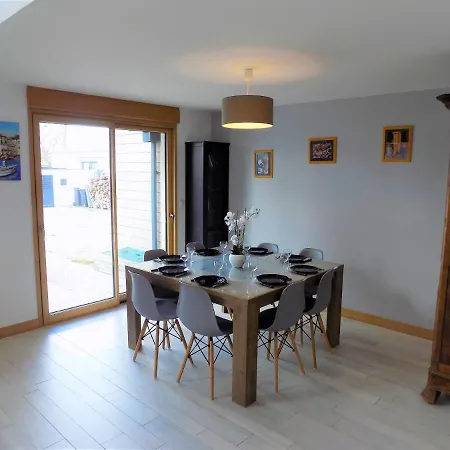 - Magnifique Maison Neuve - Piscine - Jacuzzi - Acces Wifi *